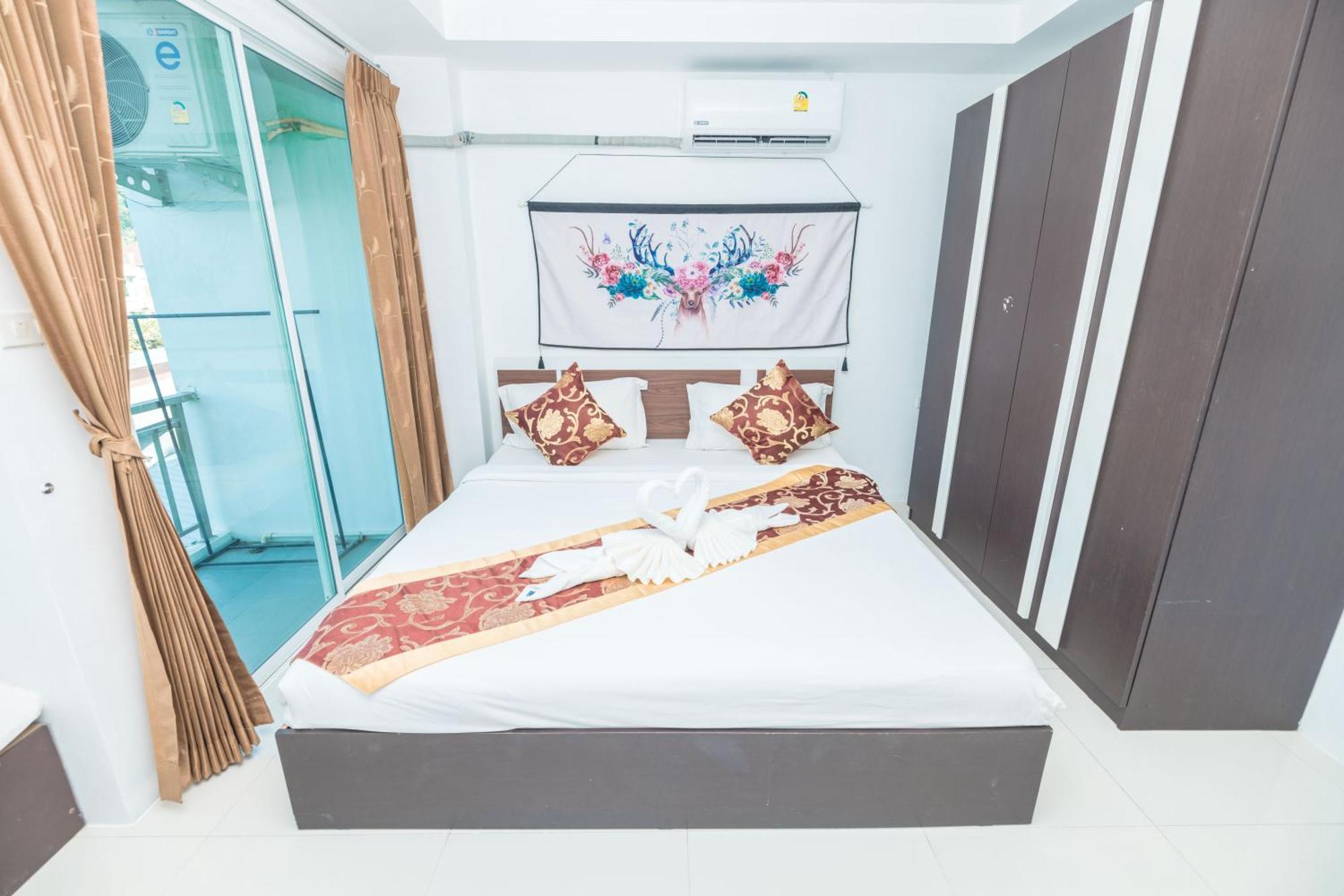 Happy 99 Guest House Patong Luaran gambar