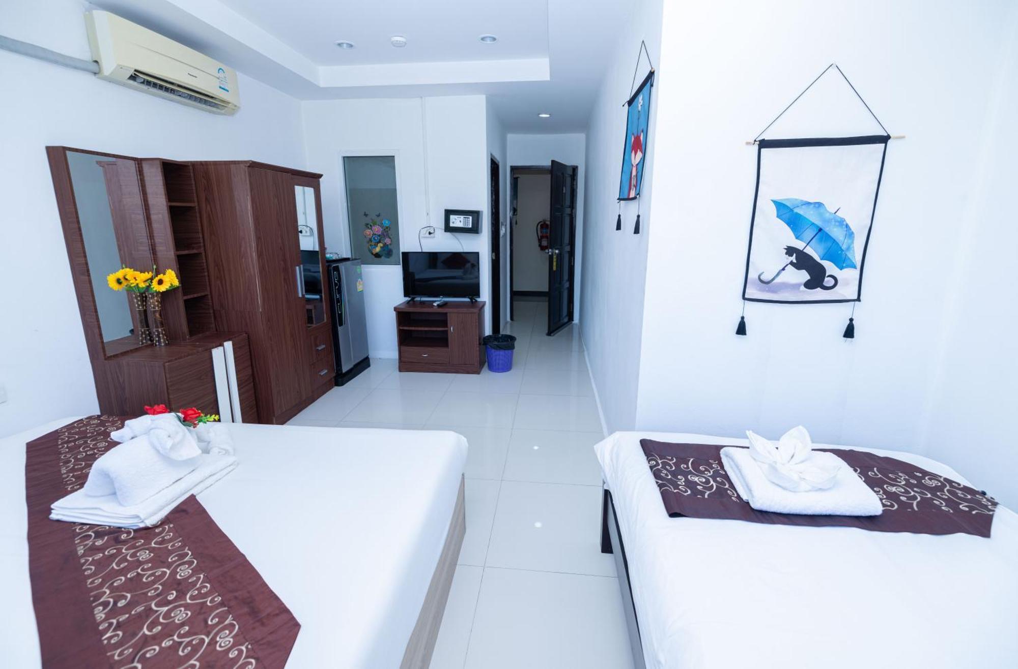 Happy 99 Guest House Patong Luaran gambar