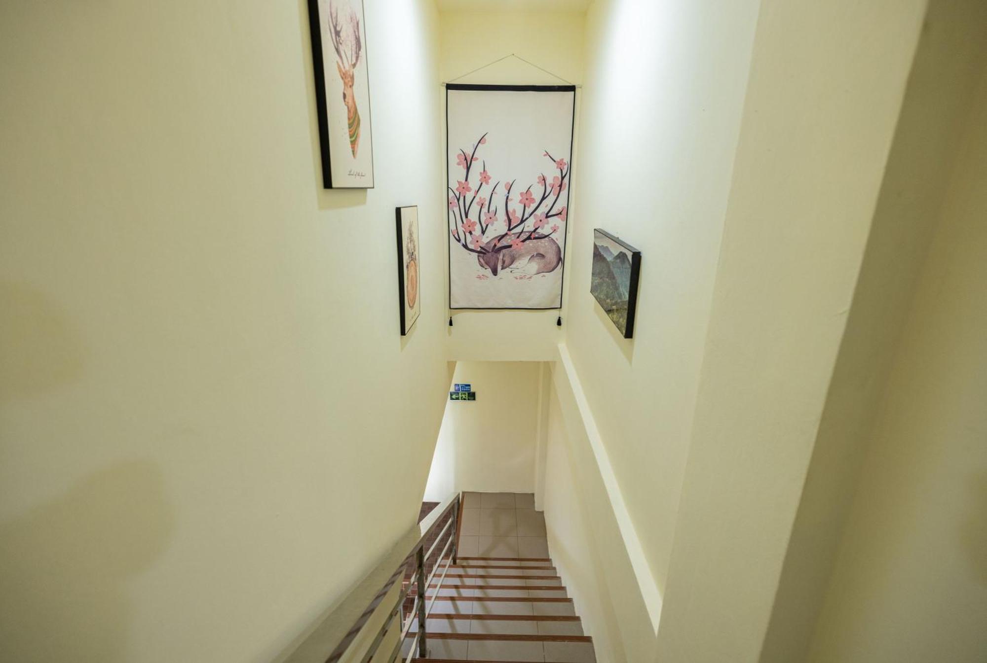 Happy 99 Guest House Patong Luaran gambar