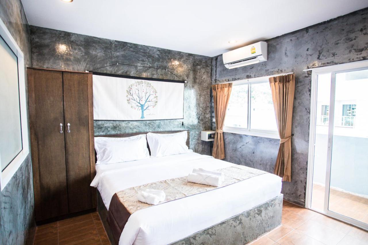 Happy 99 Guest House Patong Luaran gambar